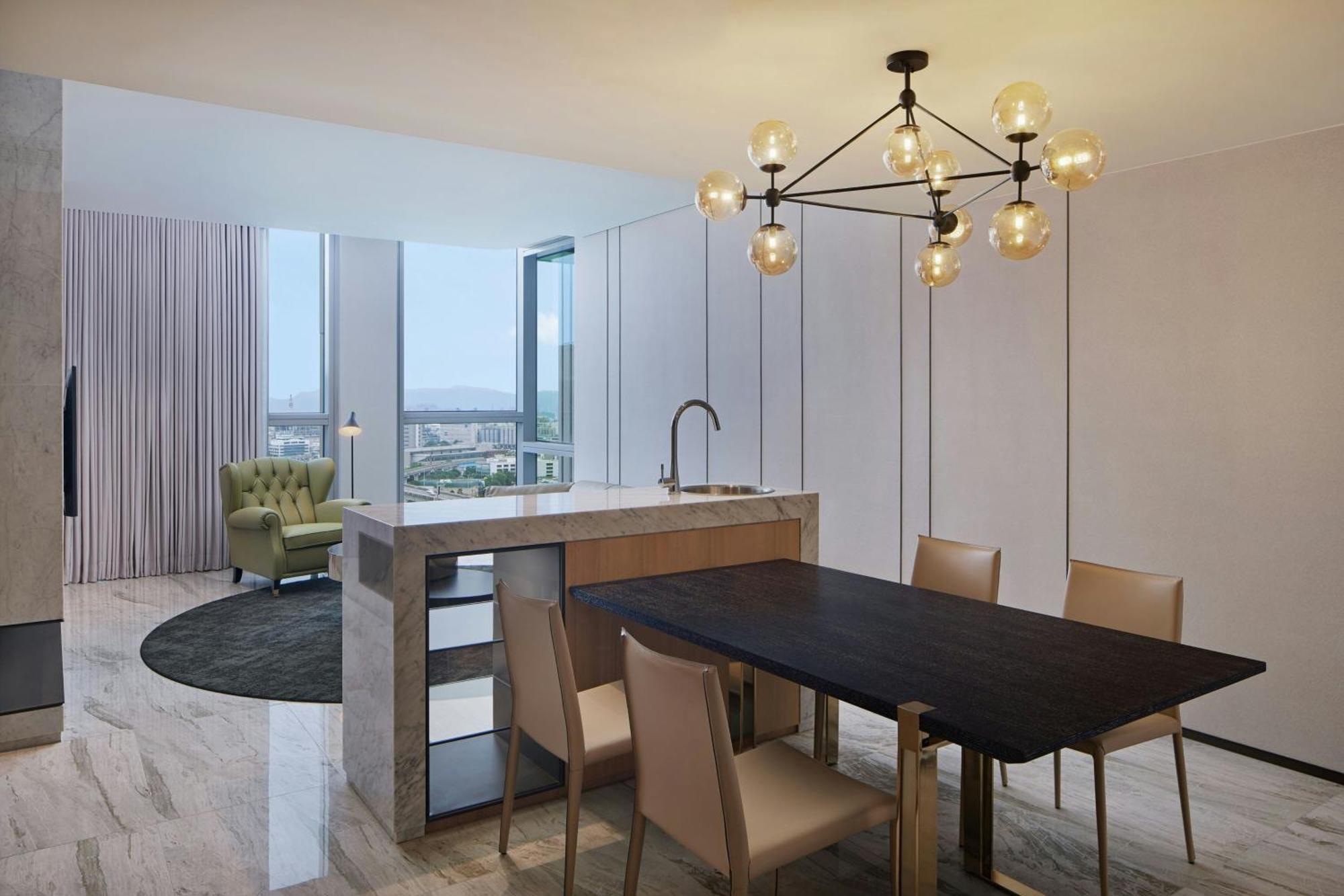 Four Points By Sheraton Линькоу Экстерьер фото