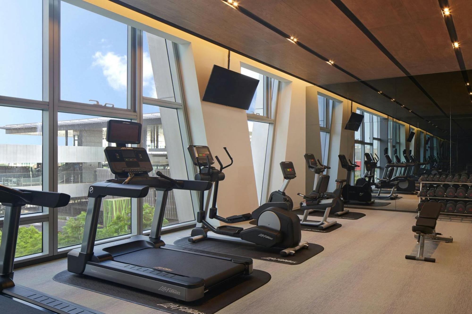 Four Points By Sheraton Линькоу Экстерьер фото
