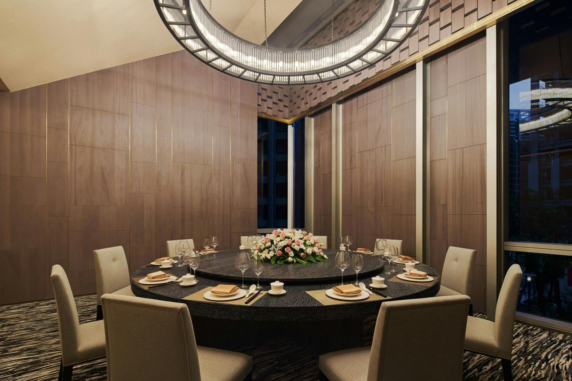 Four Points By Sheraton Линькоу Экстерьер фото